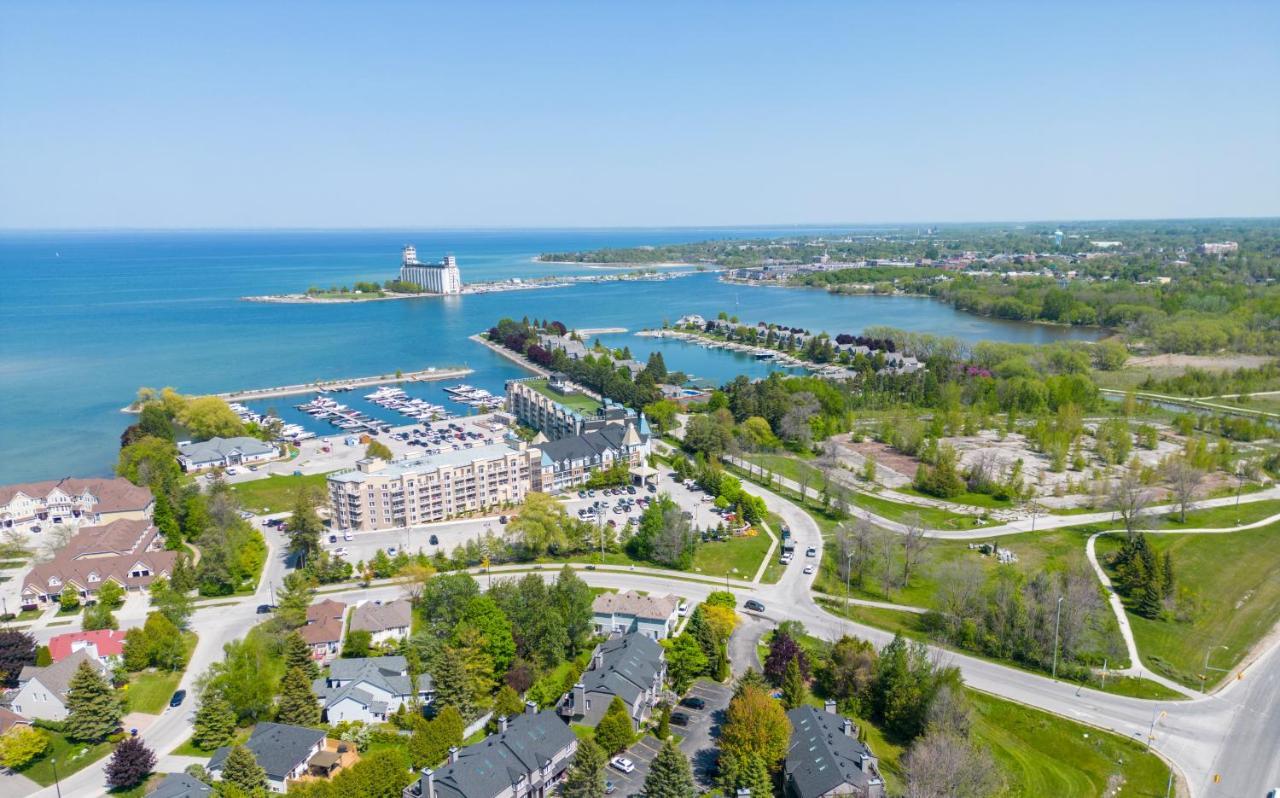 Living Water Resort & Spa Collingwood Extérieur photo